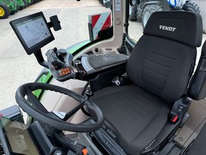 Tracteur agricole Fendt 728 VARIO 280 ch Transmission par engrenages 4 roues motrices Moteur et boîte de vitesses avec pompe Haute productivité Entièrement équipé Prêt à être expédié - Product Image 6