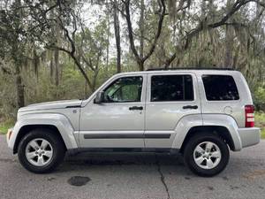 Jeep Liberty Sport d'occasion 2012 à bas prix à vendre - Product Image 5