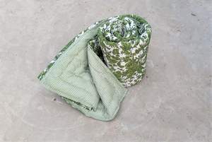 Cubrecama Acolchado de Algodón Orgánico Reversible Green Leaf Jaipuri Razai - Product Image 5