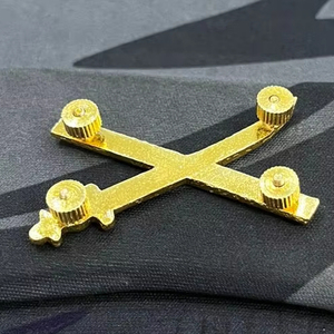 ป้าย3D แม่เหล็กชุบทอง24กะรัตโลหะขนาดกำหนดเองได้ - Product Image 2