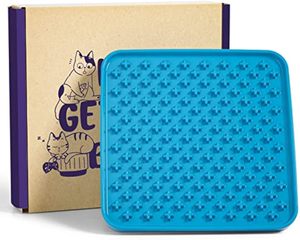 <b>Silicone</b> Dog Licking <b>Mat</b> Wholesale BPA Free Pet Slow Feeding <b>Mat</b> Non Slip Easy Clean Calming Pad for Dogs and Cats - Product Image 1