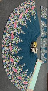 Lehenga Choli de mariage et de fiançailles traditionnel indien en soie Georgette de meilleure qualité pour adultes, robes de fête à prix raisonnable - Product Image 5