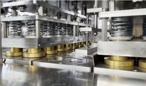 Machine électrique automatique pour sceller pour gobelets en papier plastique boissons liquides visqueux huile y compris pompe moteur engrenage PLC - Product Image 5