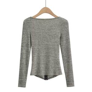 Nouveau cardigan décontracté d'hiver en coton doux, couleur unie, col en V, logo sur le devant, pour un port confortable, pull pour femmes - Product Image 3