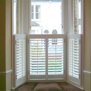 Volets de café en <span class=keywords><strong>bois</strong></span> et PVC - Stores de fenêtre sur mesure sans tige de commande frontale et installation facile en DIY <span class=keywords><strong>pour</strong></span> l'intérieur - Product Image 1