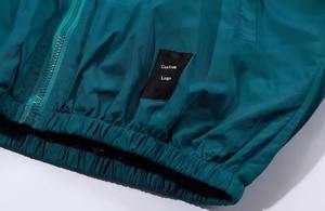 Chaqueta Varsity Delgada de Diseño Personalizado, Estilo Vintage para Hombre, Cuello Alto, Ropa Deportiva con Franjas Laterales, Reversible y Ecológica para Invierno - Product Image 2