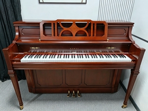 เปียโนตั้งพื้น Kawai KL11WI สีน้ำตาล รุ่นเรโทร ทำจากไม้แท้ ผลิตในญี่ปุ่น คีย์บอร์ดคุณภาพสูง แข็งแรง ทนทาน สไตล์วินเทจ รุ่นยอดนิยมสำหรับการส่งออก - Product Image 6