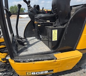 Mini-excavatrice sur chenilles JCB 50 CV, pelle compacte de 800 kg à 2 tonnes, excavatrice JCB pour travaux de terrassement à vendre - Product Image 5