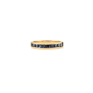 Magnifique bague demi-éternité empilable en saphir bleu véritable personnalisable, vente flash, bijoux à porter tous les jours, or jaune massif 14 carats - Product Image 1