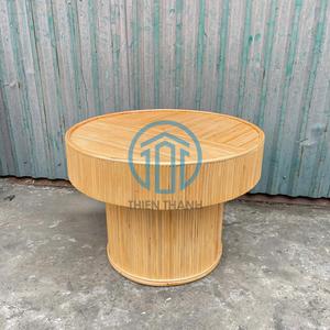 Ligero pero duradero, lleva un poco de estilo playero a tu hogar, mesa de centro redonda de ratán de Material Natural hecha a mano - Product Image 6