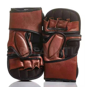 ถุงมือหนังสำหรับต่อสู้แบบมีโลโก้สั่งทำพิเศษสำหรับเด็ก ถุงมือต่อสู้แบบครึ่งนิ้ว - Product Image 2