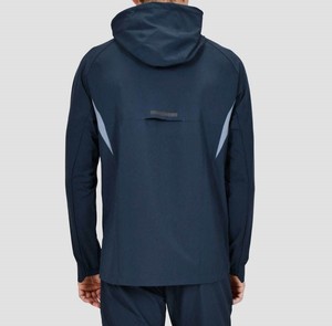 El mejor precio, chándal cortavientos transpirable personalizado para hombre, para uso al aire libre, patrón sólido con logotipo frontal, el mejor diseño para hombre - Product Image 6