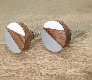 Tiradores de gabinete de resina de madera de nogal, tiradores en línea de tamaño estándar, cajón de tocador, armarios, decoración del hogar, patrón de bajo precio - Product Image 1