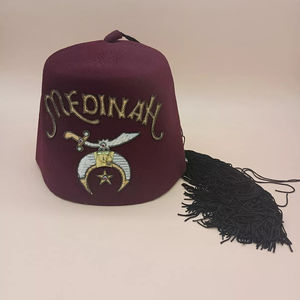 Vintage Shriners Fez Chapeau Feutre w Pin & Tassel Franc-Maçon Chapeau Maçonnique - Product Image 1