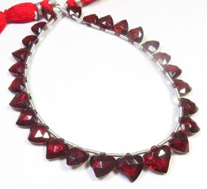 100% perles à facettes grenat rouge naturel 8-10mm grenat africain coeur sculpté colliers 8.5 \ "brin pierres précieuses en vrac - Product Image 5