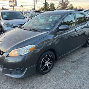 USADO 2009 To-yo-ta Mat_rix S AWD - Product Image 1