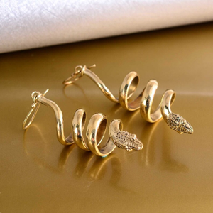 ต่างหูงูเกลียวทองเหลืองชุบทองทำด้วยมือรูปงูออกแบบเป็นวงแหวนเครื่องประดับแฟชั่นสำหรับผู้หญิงขายส่ง - Product Image 1