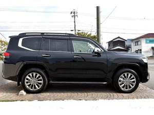 2022 TOYOTA LAND CRUISER - Product Image 4