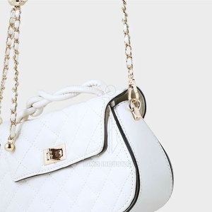 Material duradero Venta caliente Bolso de cuero de moda ligero más vendido - Product Image 4