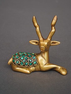 Figurine de renne en laiton élégante, sculpture artisanale pour cheminée, manteau de cheminée, entrée, coin, table, art décoratif moderne - Product Image 3