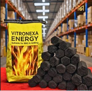 Briquettes de charbon de bois de coco hexagonales en bois dur, 55-75% de carbone fixe, pour barbecue extérieur, longue durée de combustion, haute chaleur, combustible pour grillades, meilleur prix - Product Image 1