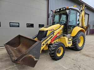 Minicargadora de tractor usada con cargador frontal Hollan B110B con accesorio de cubo, componente de núcleo de motor PLC a la venta - Product Image 2