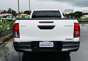 โตโยต้า ไฮลักซ์ ปี 2020 มือสอง สภาพดี พวงมาลัยขวา - Product Image 5