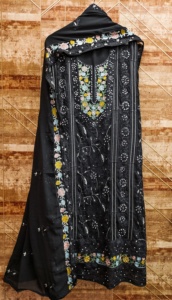 Mujer Multi Color Dhwaja Export Fox Jetport Lakhnavi War Santon Fondo de seda Salwar Kameez con colección Dupatta - Product Image 3