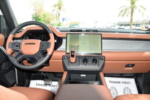 แลนด์โรเวอร์ ดีเฟนเดอร์ 110 ออคตา เกียร์อัตโนมัติ เครื่องยนต์ V8 สภาพดีเยี่ยม - Product Image 3