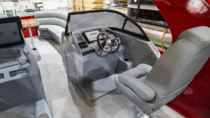 Kinlife 27ft Sport Pontoon Boat Double Console Télécommande Arch Top Certifié CE <span class=keywords><strong>pour</strong></span> la <span class=keywords><strong>location</strong></span> de centres de villégiature et de tourisme côtier - Product Image 5