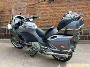 Vente de motos B-M-W Sport Touring K 1200LT prêtes à rouler - Product Image 6