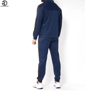 Survêtements de jogging à capuche zippé en polaire technique pour hommes Vêtements de course à pied imprimés avec logo personnalisé Survêtement de sport - Product Image 4