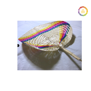 Abanico de bambú hecho a mano en Vietnam de material de bambú ideal para uso decorativo en bodas o festivales - Product Image 3