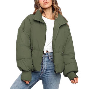 Veste matelassée légère, respirante, imperméable, à capuche et zippée pour femme - Product Image 1
