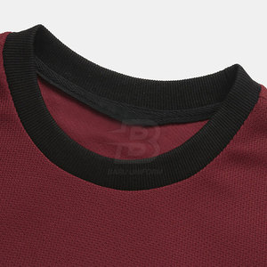 Logo personnalisé T-shirt pour homme Meilleur prix T-shirt pour homme Couleur personnalisée T-shirt pour homme Fabriqué au Pakistan - Product Image 3