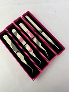 Pince à épiler GETUP BROSONS IMPEX en acier inoxydable de 10 mm, avec revêtement en poudre blanc cassé à 45 degrés et poignée diamantée à 90 degrés, idéale pour les extensions de cils - Product Image 5