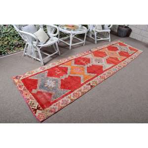 Alfombra Turca Vintage de 3.1x10.5 pies, Alfombra de Pasillo, Alfombra de Lana con Parches Rojos y Grises - Product Image 1