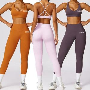 Conjunto de ropa deportiva con logotipo personalizado para mujer, mallas de yoga para gimnasio sin costuras y Sujetador deportivo, ropa deportiva - Product Image 1