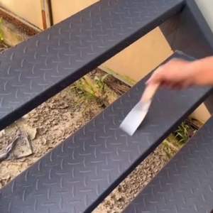 Peinture de rénovation de carreaux d'acier de couleur résistante à l'humidité pour une utilisation fiable dans les environnements humides et les zones côtières - Product Image 1