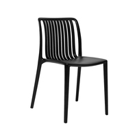 Chaise de salle à manger d'extérieur moderne, ergonomique, empilable, stable, avec dossier à lattes en polypropylène