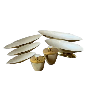 Plat de service moderne en aluminium finition or, écologique, de qualité alimentaire, facile à nettoyer, personnalisé, pour la maison, les hôtels, les fêtes et les repas. - Product Image 3