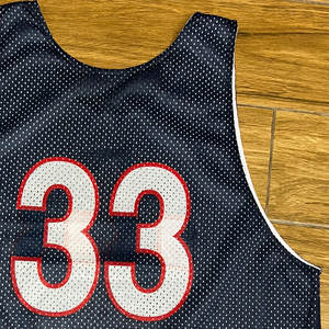 ผ้าโพลีเอสเตอร์ระบายอากาศได้ดีผ้าแห้งเร็วน้ำหนักเบาพิมพ์ซับลิเมชันแบบย้อนกลับโลโก้ได้ - Product Image 5