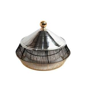 Plat Casserole De Qualité Luxueuse Avec Support En Maille Filaire Noir Pour La Décoration De Table À Dîner Élégante Conception Fantastique - Product Image 1