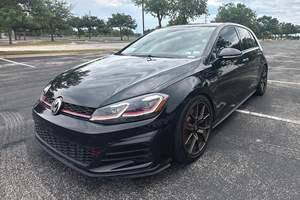 Volkswagen GTI SE 2018 Usado, Sin Reserva, Turboalimentado de 4 Cilindros, Mayormente de Texas, con Algunas Modificaciones - Product Image 2