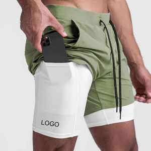 Short d'entraînement écologique 2-en-1 à double couche pour homme Short de sport à séchage rapide avec logo personnalisé et cordon de serrage vierge Style décontracté - Product Image 2