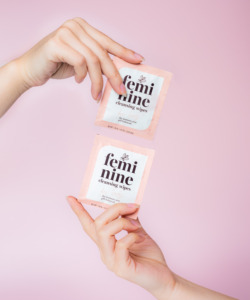 Lingettes en coton Spunlace PH-équilibrées pratiques pour l'hygiène féminine adulte Format jetable pour un nettoyage efficace - Product Image 5