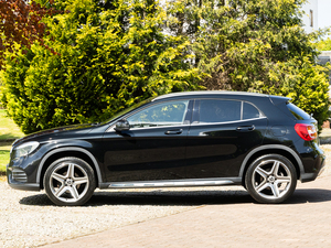 UTILISÉ LHD/RHD 2018 PEUGEOT 2008 - Product Image 3