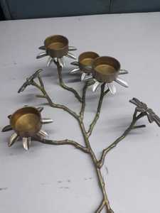 Candelabros de diseñador pequeños especiales en hermosas formas y diseños utilizados para decoraciones del hogar y decoraciones navideñas - Product Image 4