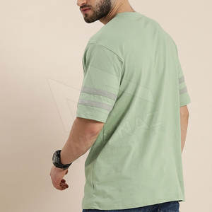 T-shirts en coton pour hommes de haute qualité, teints en tie-dye, couleur et logo personnalisés, respirants, écologiques, col rond, style décontracté, vente en gros - Product Image 4