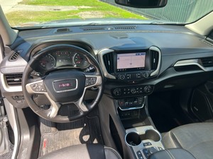 รถจีเอ็มซี เทอร์เรน ปี 2020 สุดหรู เกียร์อัตโนมัติ เครื่องยนต์ 4 สูบ เบาะหนัง - Product Image 2